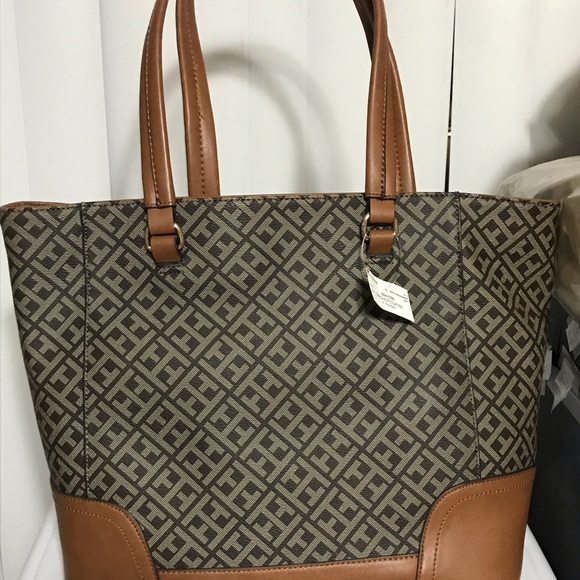 TOMMY HILFIGER Dark Chocolate monogram tote - Picture 4 of 8